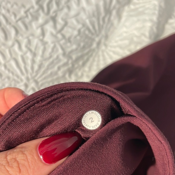 LULULEMON ALIGN JOGGER Size US 2 (Cassis) perfect condition - Picture 9 of 9